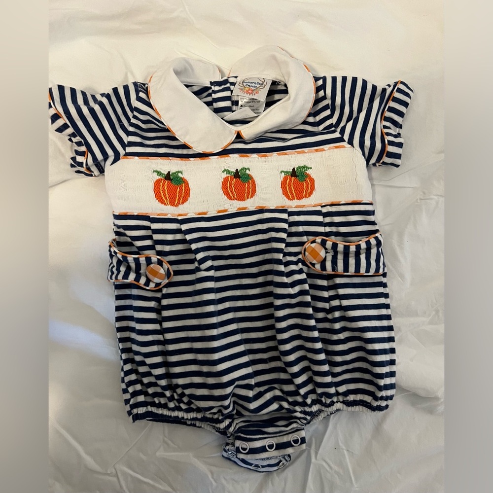 Southern sass smocks pumpkin bubble 18m